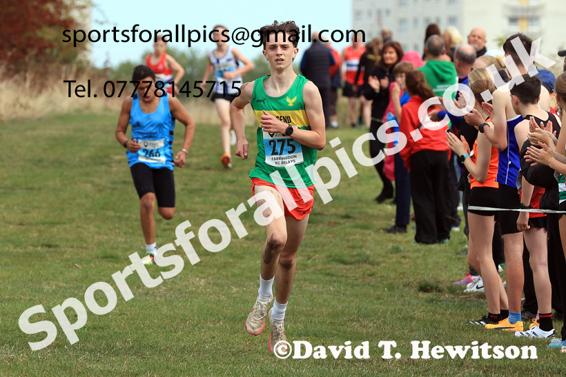 Boys and Girls under-15s, 2025 Farringdon Cross Country Relays, Sunderland. Photo: David T. Hewitson/Sports for All Pics